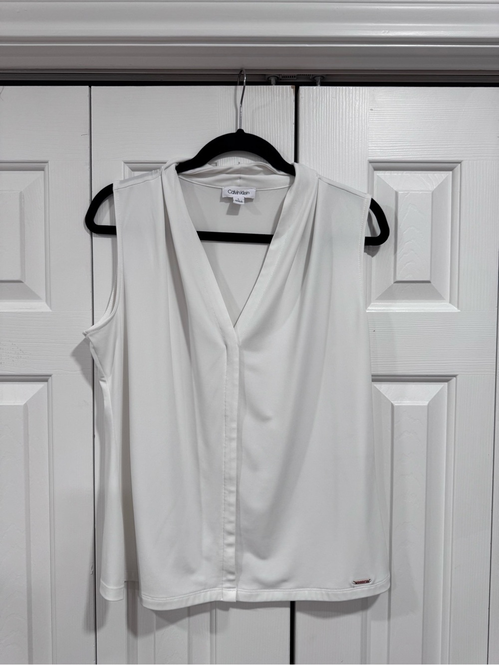 Calvin Klein Cream V-Neck Sleeveless Camisole